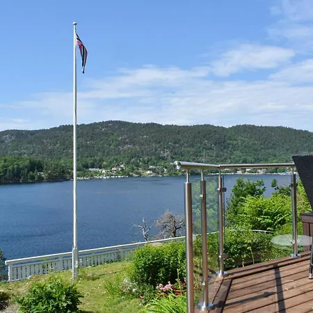 Front In Kristiansand Feriehus Vennesla