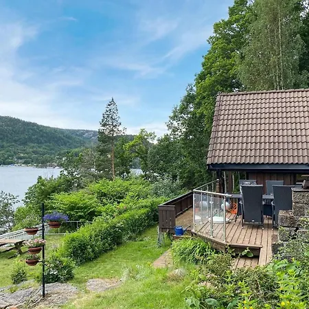 Holiday home 4 Bedroom Amazing In Kristiansand Vennesla